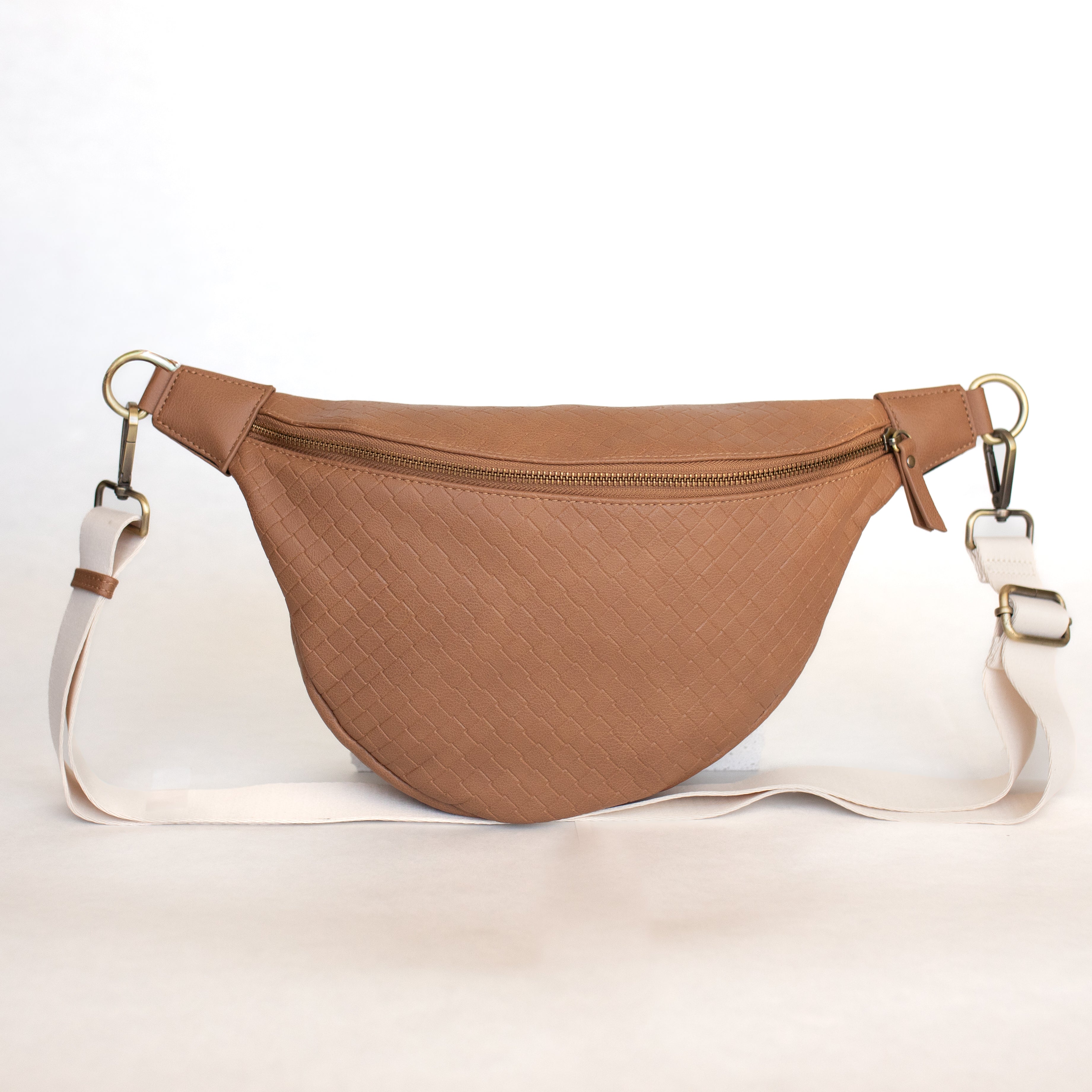 AMY CROSSBODY