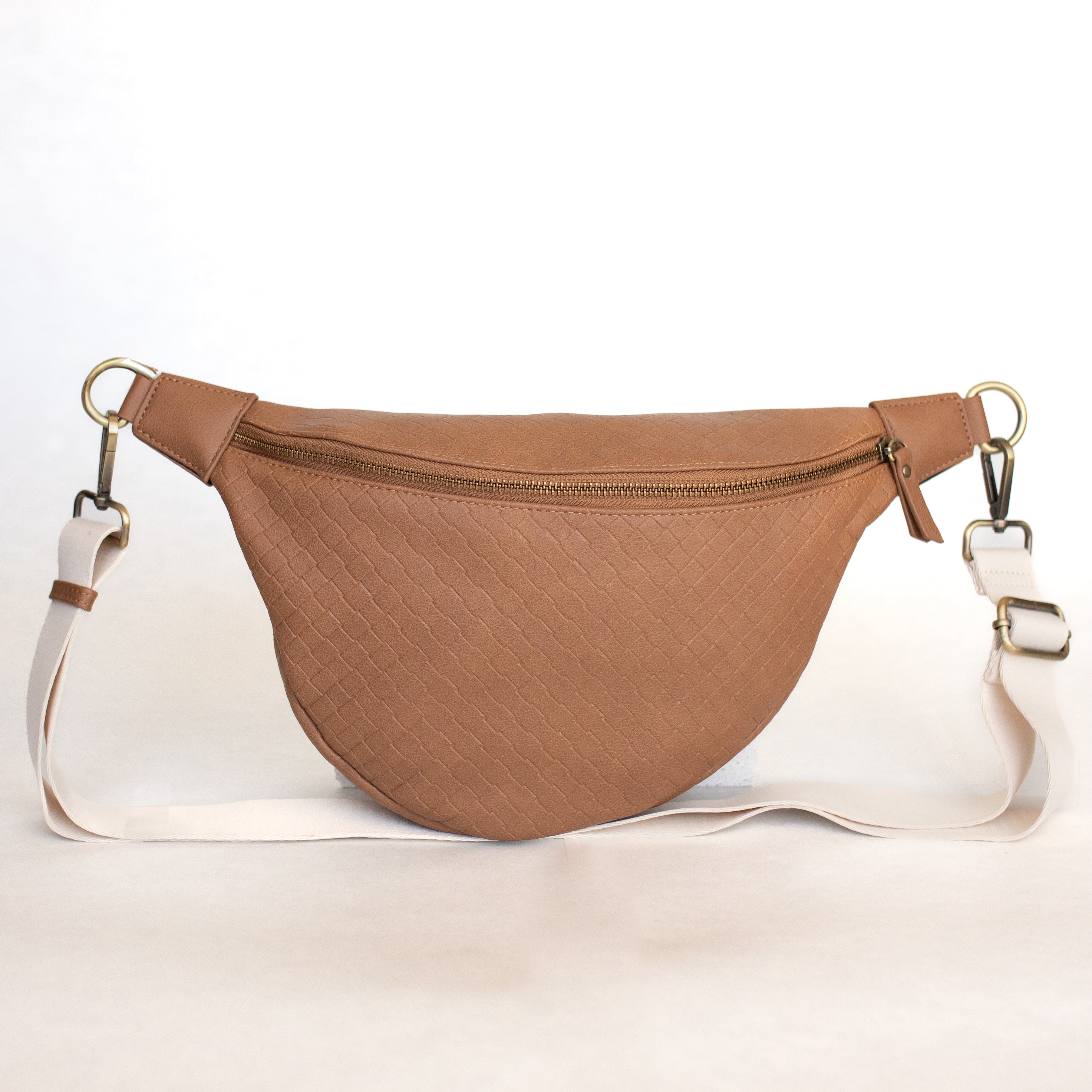 AMY CROSSBODY